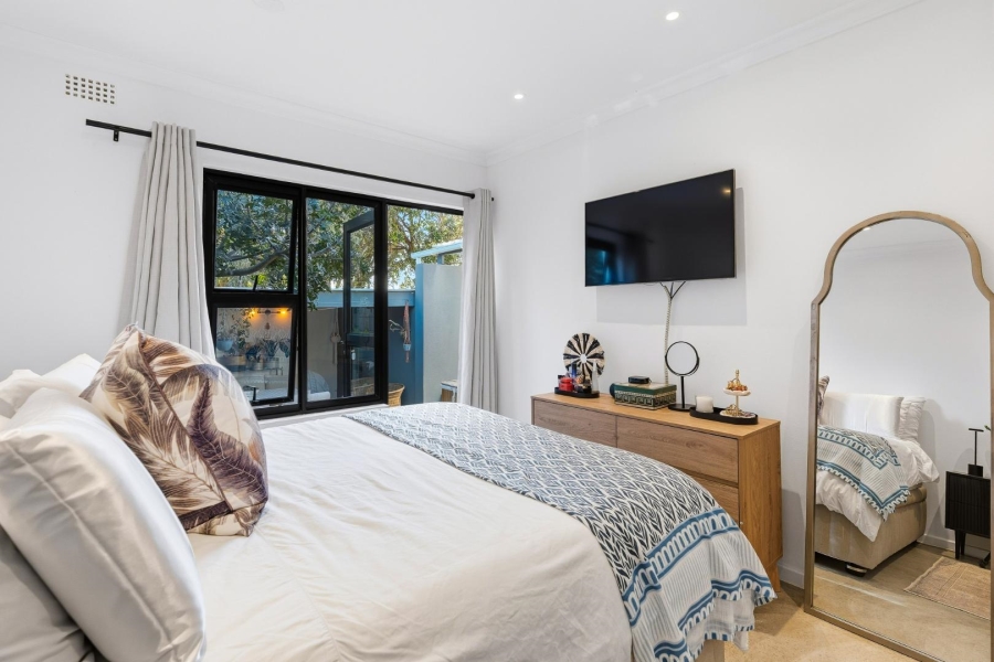 2 Bedroom Property for Sale in Lakeside Western Cape